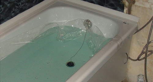 Установкой акрилового вкладыша | Пересвет